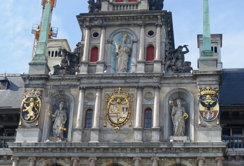 Datei:DSC01137 Tugend.jpeg